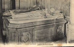 CPA Dreux Chapelle Saint Louis Tombeau du Duc d'Aumale 
