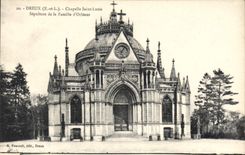 CPA Dreux E et L Chapelle Saint Louis Sepulture de la Famille d'Orleans 