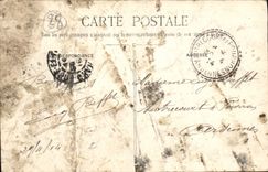 CPA Chartres Place des Epars La statue du generale Marceau et la Gendarmarie 