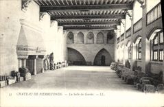 CPA Chateau de Pierrefonds La Salled des Gardes 