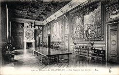 CPA Chateau de Chantilly Les Galerie des Cerfs 