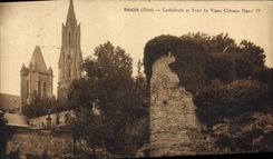 CPA Senlis Oise Cathedrale et Tour du Vieux Chateau Henri IV 