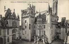 CPA Chateau de Pierrefonds La Chapelle et l'Escalier d'Honneur 