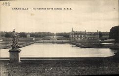 CPA Chantilly Vue Generale sur le Chateau 