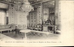 CPA Chateau de Compiegne Le grand Salon de Reception des Dames d'honneur 