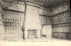 CPA Pierrefonds Le Chateau La chambre a coucher du Seigneur 
