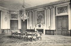 CPA Palais de Compiegne La Salle a manger 