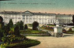CPA Compiegne Le Chateau La Facade Cote lu Parc 