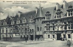 CPA Grenoble le Palais de Justice Ancien Palais des Dauphins et la Statue de Bayard 