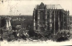 CPA Beauvais vue panoramique de la Cathedrale Cote Sud 