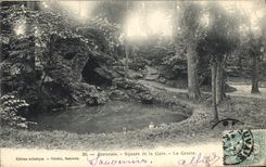 CPA Beauvais Square de la Gare la Grotte 