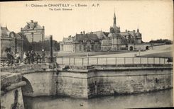 CPA Chateau de Chantilly l'Entree 
