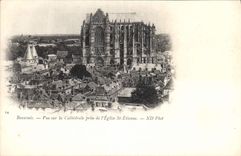 CPA Beauvais vue sur la Cathedrale prise de l'Eglise St Etienne 