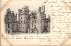 CPA Chateau de Pierrefonds la Chapelle et l'Escalier d'Honneur Carte 1900