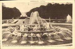 CPA Versailles le Parc le Bassin de Latone un Jour de grandes Eaux 