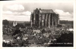 CPA Beauvais la Cathedrale Vue generale 