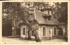 CPA Versailles Parc du Petit Trianon La Laiterie et la Tour de Malborough 