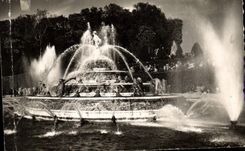 CPA Versailles S et O Chrandes eaux au Bassin de Latone 