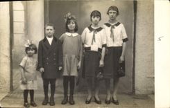 CARTE PHOTO Personnages Enfants