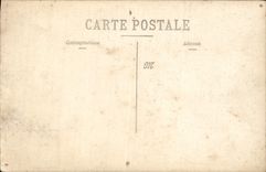 CARTE PHOTO Hommes au bistrot