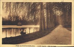 CPA Palais de Fontainebleau Jardin Anglais Allee de Sully 