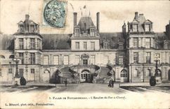 CPA Palais Fontainebleau L'Escalier du Fer a Cheval 