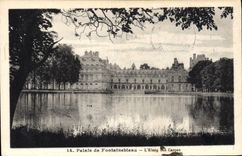 CPA Palais de Fontainebleau  L'Etang des Carpes 