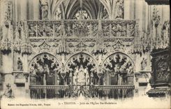 CPA Troyes Jube de l'Eglise Ste Madeleine 