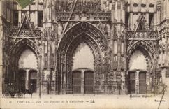 CPA Troyes Les Trois Porches de la Cathedrale 