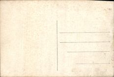 CPA Au souffie du printemps ces beaux ceufs vont eclore Femme