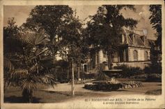 CPA Rochefort sur Mer Jardin de la Poterne a droite Hopital Maritime 
