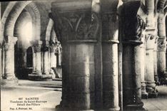 CPA Saintes Tombeau de Saint Eutrope Detail des Piliers 