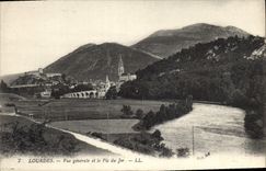 CPA Lourdes Vue generale et le Pic du Jer 