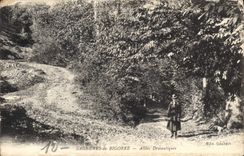 CPA Bagneres de Bigorre Allees Dramatiques 