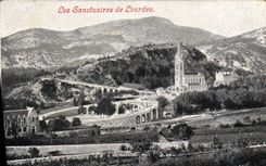 CPA Les Sanctuaires de Lourdes 