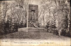 CPA Foret de Compiegne Le Monument du Matin 