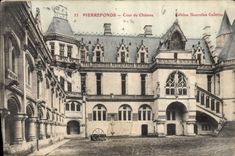 CPA Pierrefonds Cour du Chateau 