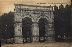 CPA Saintes Arc de Triomphe du Germanicus 