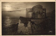 CPA Royan Charente Inferieure La Vieille Eglise de Talmont au Soleil Couchant 