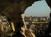 CPM Les Alpilles Les Baux de Provence L'Eperon des Baux ou du Val d'Enfer 