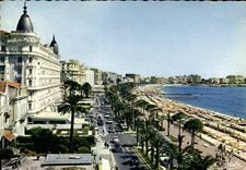 CPM La Cote d'Azur Cannes A M le Carlton et la Croisette 