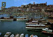 CPM Cannes un Coin du Port le Quai Saint Pierre et le Suquet 