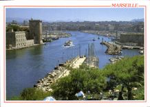 CPM Marseille Bouches du Rhone vue du Jardin du Pharo la Passe et le Fort St Jean 
