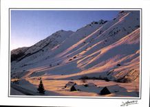 CPM Pyrenees Lumiere et serenite d'un d'hiver 