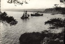 CPA la Cote d'Azur Nice Bord de mer Bateau