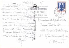 CPA Cannes un coin du Port Dans le fond la Promenade de la Croisette Bateaux