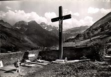 CPM Gavarnie Vue d'Ensemble sur le Cirque dont les Sommets depassent 