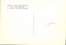CPM Geneve Palais des Nations Cour d'Honneur et drapeaux des Etats membres 