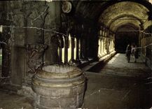 CPM Arles Saint Trophime Cloitre 