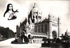 CPM La Basilique de Lisieux Vue d'Ensemble 